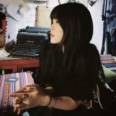 高级感女头,女头ins清冷破碎感