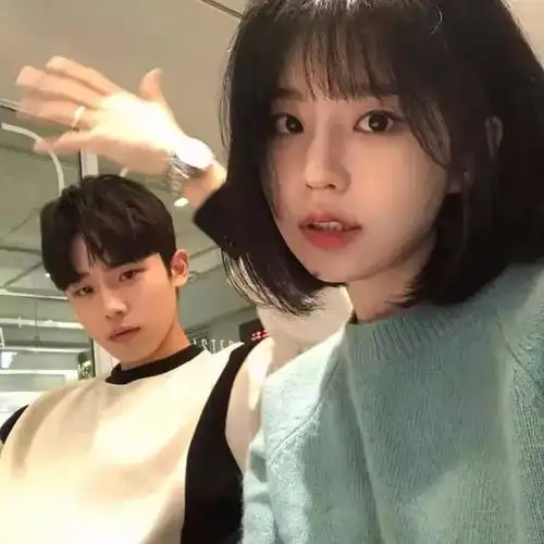 一批超甜情侣头像