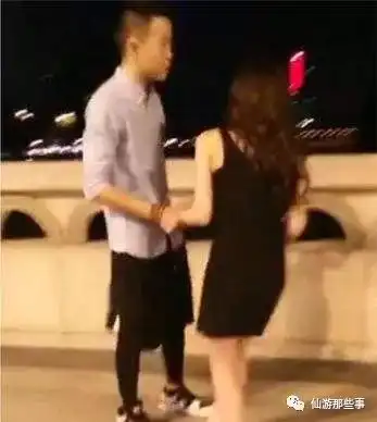 太妖鬼莆田一男子街头耍流氓,竟对女子强行亲吻上下其手...