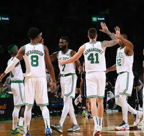 库里成nba新规则受害第一人普尔首秀7三分维金斯隔扣