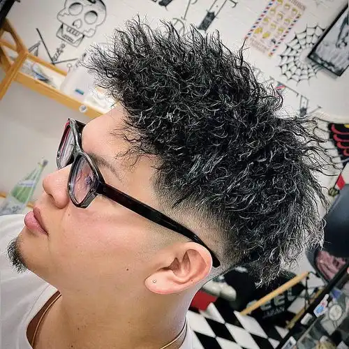 新四种男发很受欢迎,简单清爽很时尚,剪完真帅气