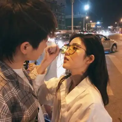 每天给你的男孩子一点甜吧情话文案