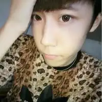 2013最新版的情侣头像一左一右心甘情愿的从相遇就开始等你