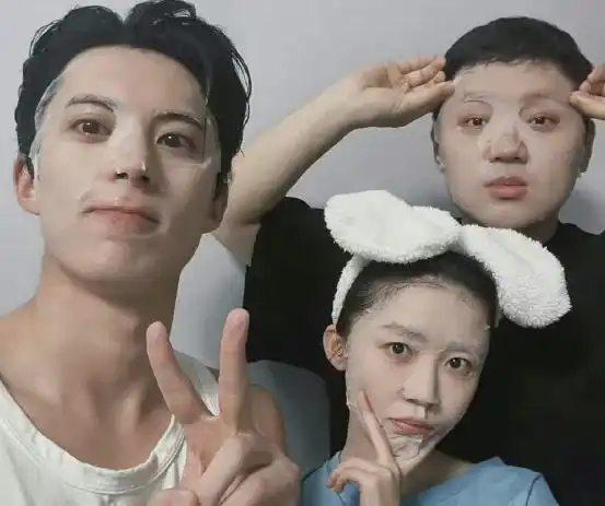 夜会三男被拍,知名女星回应