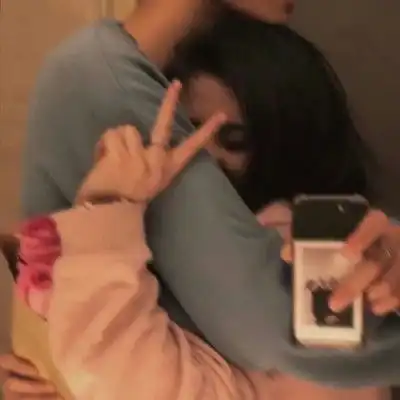 微甜情头不会吧还有人在用前几年的非主流网红情头吗