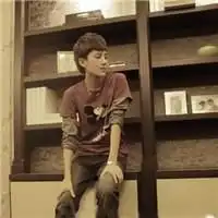 谁可以告我情侣名字情侣个性情侣空间情侣分组情侣头像个性点的或是拽点的