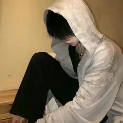 优质又很高品质高傲的男生头像在这片无人开拓的秘境种下一个世纪的浪漫