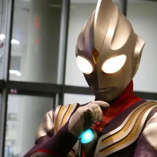 微信头像超甜的情侣头像一左一右,看了就赶快想换