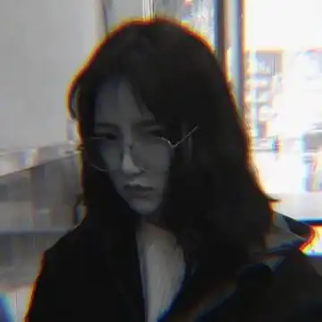 黑白头像女生冷酷霸气一时孤久一世独走