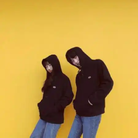 低调秀恩爱情侣头像真人,秀恩爱是你们的资本