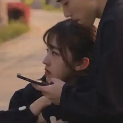 wan情侣头像元气满满