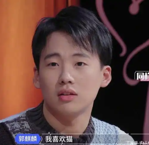 心动的信号4人设崩塌男二运营写代码,男一也被曝背景强大