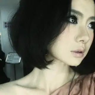 戚薇的最美图片