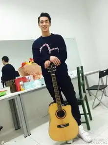 情人节福利小鲜肉晒照表白华晨宇慵懒卖萌许魏洲帅气阳光