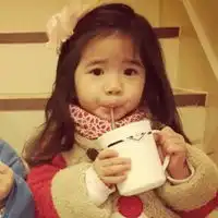 小孩子情侣qq头像一对陪你走过的青春是我一生一次的认真