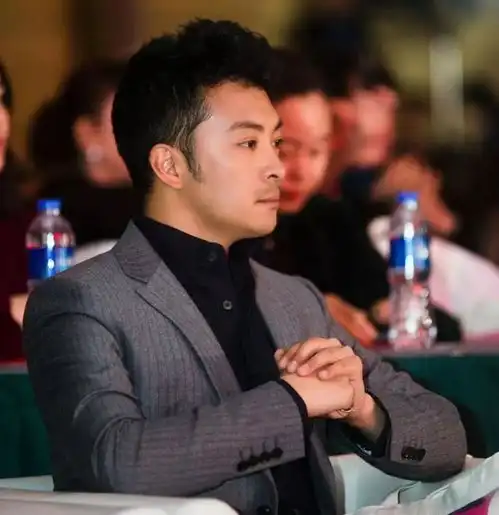 视上综艺为耻,这十位优质男演员,平日无人问津出手即是王炸