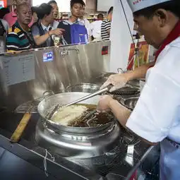 沁鑫商用电磁炉携手各路精英见证烹饪未来