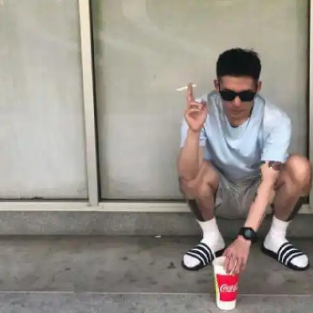 微信时尚潮男头像,万般野心的男生最有范了