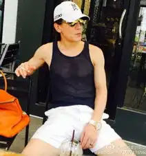 哈文李咏情侣装李咏秀肌肉惊呆网友