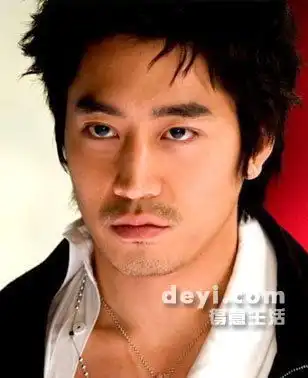 韩国美男令人幻灭的入伍照
