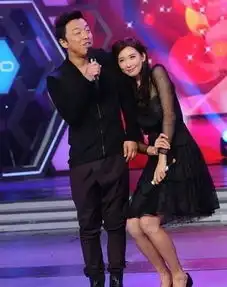林志玲一个小动作暴露了她的本性,难怪黄渤会这么喜欢她