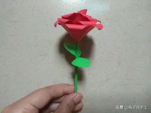 手工折纸diy,玫瑰花怎么折简单又好看520情人节助你表白成功