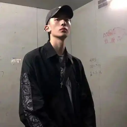百搭头像第17期有时候我想把世界调成静音这样就没人打扰我了