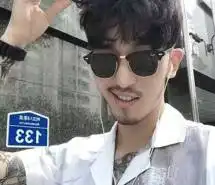气质男头黑白复古微信头像图片大全