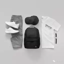 这个夏天,直男都爱性冷淡风