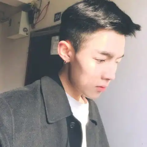 女生愿意死追的3种男生,颜值高都不行,全中是国民老公