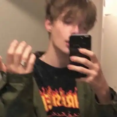 低调而不失气质的头像男刘海