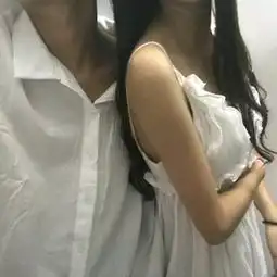 一对两张时尚魅力情头.不看路人qq情侣头像我要个性网