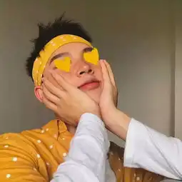 精选男生头像你不成熟的这几年,最起码得知道谁对你好