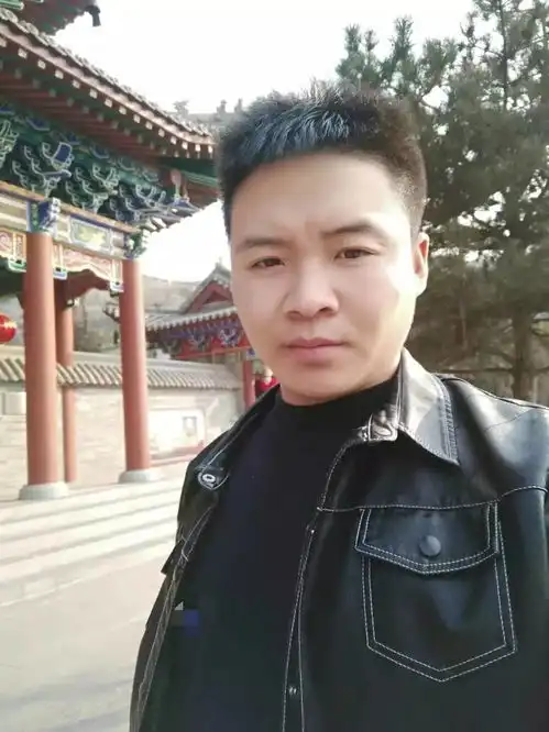第517期封面帅男刘涛
