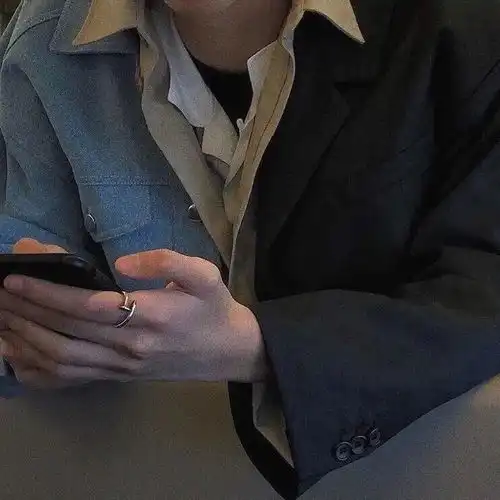 个性高冷真人男生头像在平淡里寻找一些小美好
