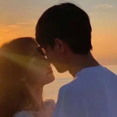 微甜情头滴滴,我是你的专属动漫情头生成器