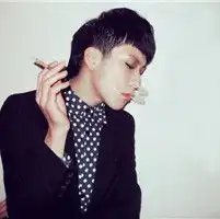 搞怪男生的qq头像蜡笔小新说你妖言惑众