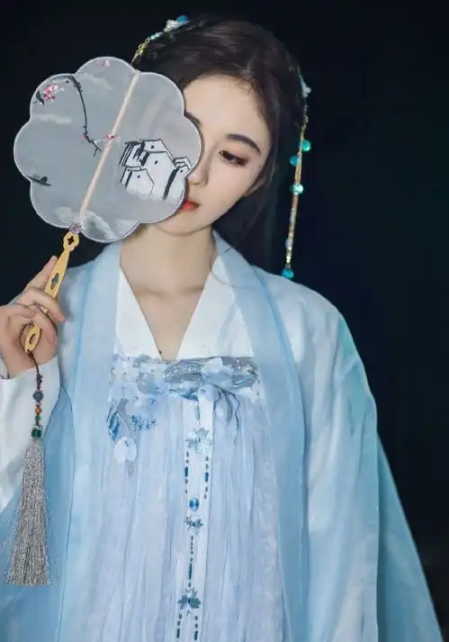 有一种惊艳叫鞠婧祎穿汉服,看一眼就沦陷,这才是神仙颜值