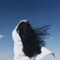 有没有这张图的情侣头像