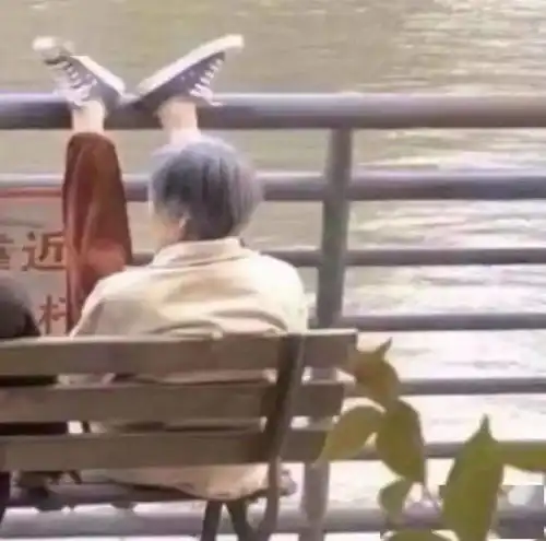 instanight头像壁纸温柔要有,但不妥协