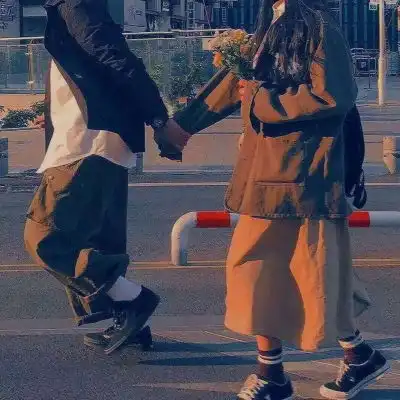 牵着你,你就是我的全世界