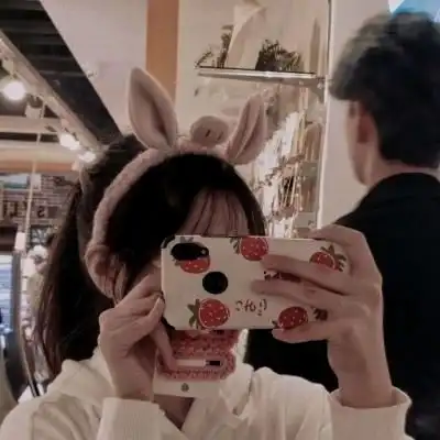 2021很日常的甜蜜情侣头像不露脸最新最潮流的不露脸日常潮流情头