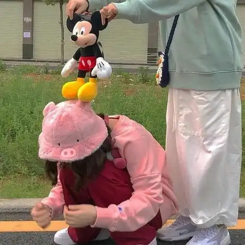 头像新鲜感是两个旧人