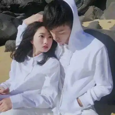 爱到入骨,但做不了爱人,不能在一起的人