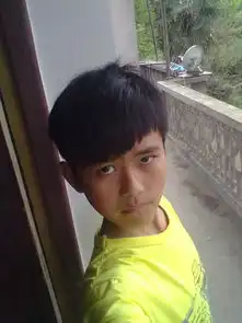 我适合剪一个什么发型要帅气的而且不用吹风吹也不会掉型本人男