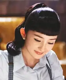 杨幂新剧照曝光,赫本风造型太好看,男主角竟是多年前合作的他