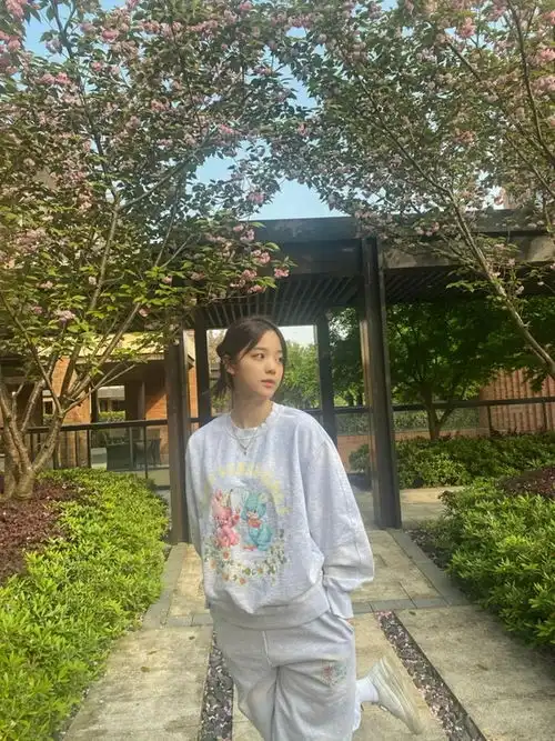 用乱穿迎接换季尴尬期