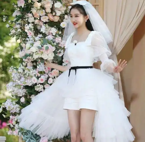 奔跑吧女嘉宾婚纱造型让人惊艳,谁最亮眼