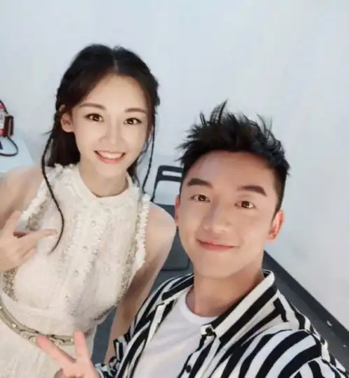 8位未婚先孕的女星,有的未办婚礼就离婚,有的生子还没结婚