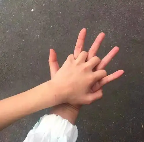 真正的爱情,不是一见钟情,而是日久生情